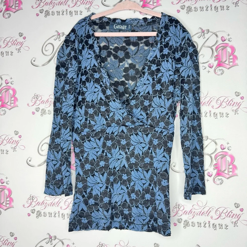 Garage top long sleeve lace blue mesh floral flowers v neck ruffle trim cute - Picture 2 of 9